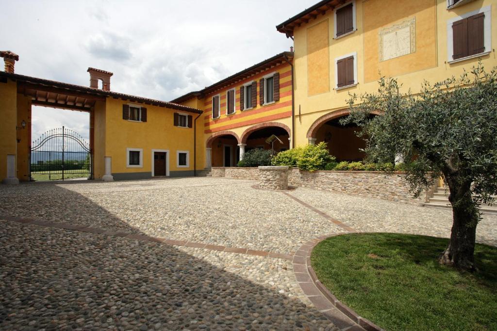 L'Unicorno Agriturismo Bedizzole Экстерьер фото